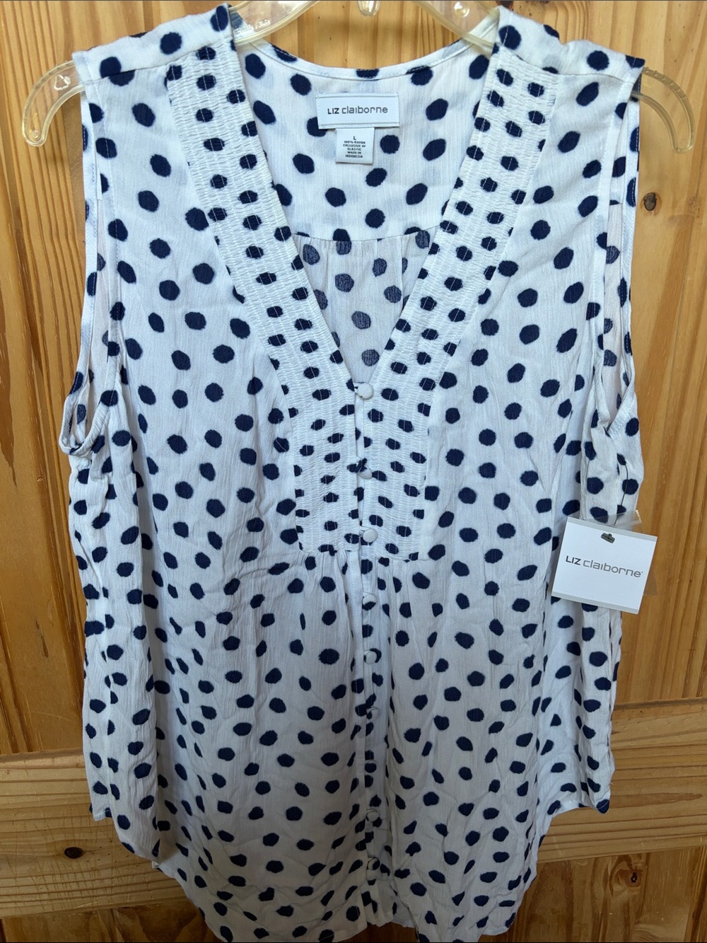 Liz Claiborne White with blue polkadots Sleeveless Tank Top - Women size large